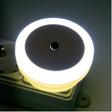 Ночник Круг LED реагирует на темноту, белый 6,5х6,5х5 см RISALUX